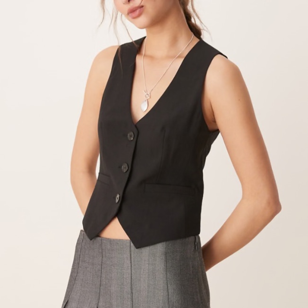 Vest top